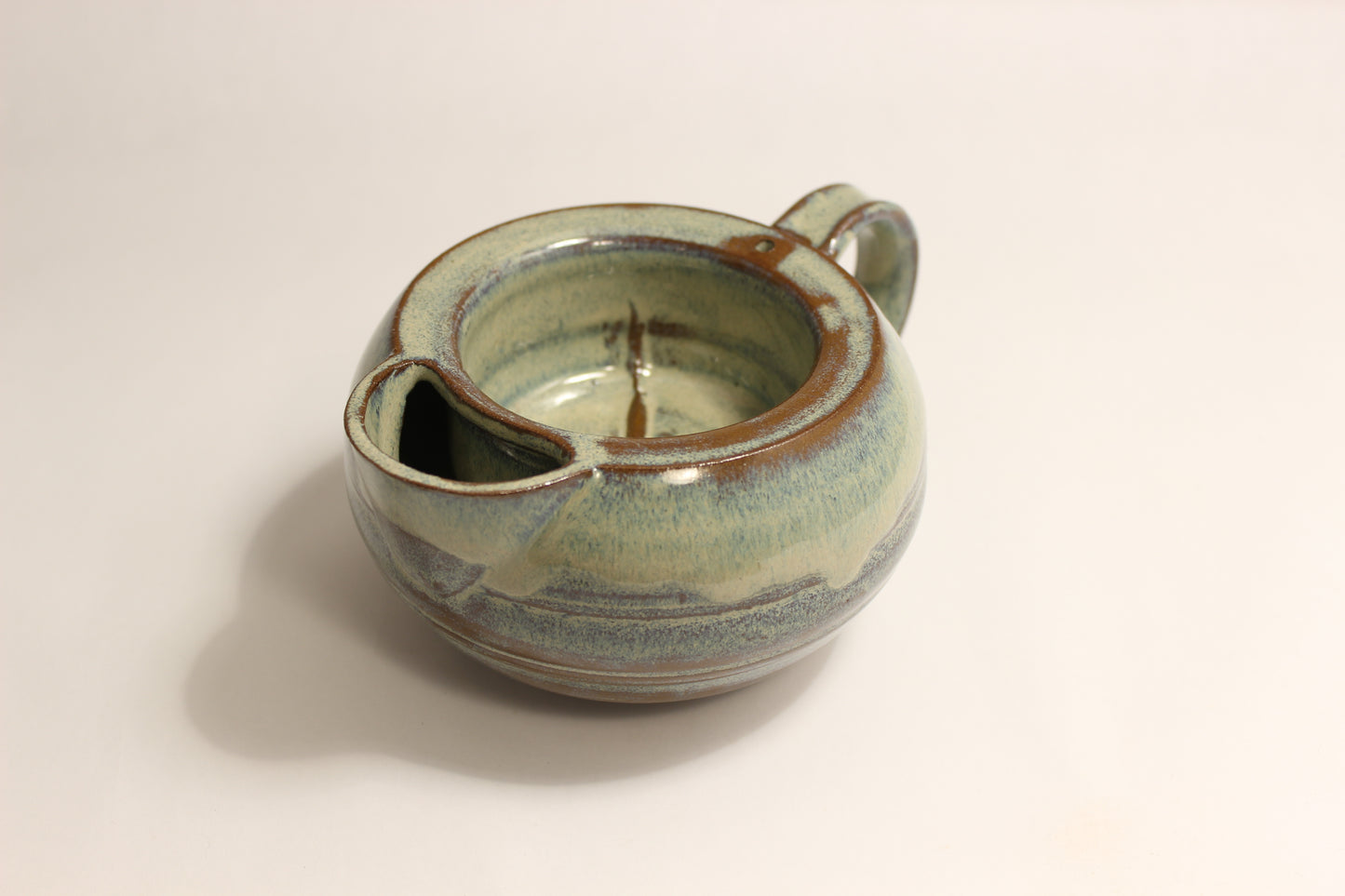Shaving scuttle