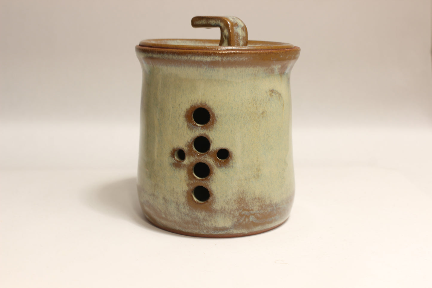 Garlic jar